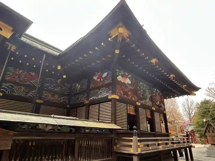 秩父神社の{uncategorized: "未分類", other: "その他", undefined: "問題あり", building: "その他建物", grave: "お墓", sacred_gate: "鳥居", guardian: "狛犬", statue: "像", buddha: "仏像", history: "歴史", nature: "自然", garden: "庭園", animal: "動物", pagoda: "塔", temizu: "手水舎", mountain_gate: "山門・神門", sanctuary: "本殿・本堂", subordinate: "末社・摂社", art: "芸術", scenery: "景色", jizo: "地蔵", ema: "絵馬", goshuin: "御朱印", omikuji: "おみくじ", items: "授与品その他", amulet: "お守り", goshuincho: "御朱印帳", eats: "食事", festival: "お祭り", votive_dance: "神楽", shichigosan: "七五三参", wedding: "結婚式", experience: "体験その他", initially: "初詣", around: "周辺", anti_infection: "感染症対策"}