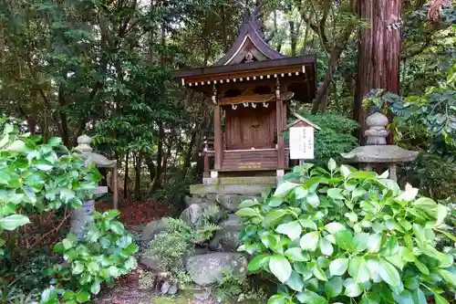 鴨都波神社の末社