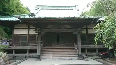 法勝寺の本殿・本堂