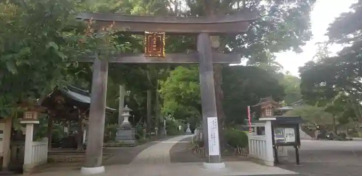 高麗神社の鳥居