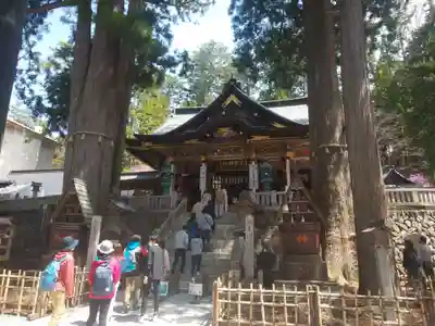 三峯神社の本殿・本堂