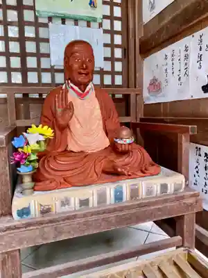成願寺の像