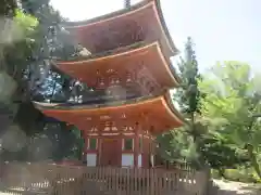 霊山寺の塔