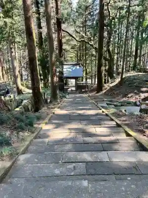 大雄寺の{uncategorized: "未分類", other: "その他", undefined: "問題あり", building: "その他建物", grave: "お墓", sacred_gate: "鳥居", guardian: "狛犬", statue: "像", buddha: "仏像", history: "歴史", nature: "自然", garden: "庭園", animal: "動物", pagoda: "塔", temizu: "手水舎", mountain_gate: "山門・神門", sanctuary: "本殿・本堂", subordinate: "末社・摂社", art: "芸術", scenery: "景色", jizo: "地蔵", ema: "絵馬", goshuin: "御朱印", omikuji: "おみくじ", items: "授与品その他", amulet: "お守り", goshuincho: "御朱印帳", eats: "食事", festival: "お祭り", votive_dance: "神楽", shichigosan: "七五三参", wedding: "結婚式", experience: "体験その他", initially: "初詣", around: "周辺", anti_infection: "感染症対策"}