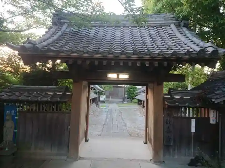 歓喜寺の山門・神門