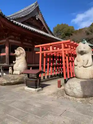 屋島寺の{uncategorized: "未分類", other: "その他", undefined: "問題あり", building: "その他建物", grave: "お墓", sacred_gate: "鳥居", guardian: "狛犬", statue: "像", buddha: "仏像", history: "歴史", nature: "自然", garden: "庭園", animal: "動物", pagoda: "塔", temizu: "手水舎", mountain_gate: "山門・神門", sanctuary: "本殿・本堂", subordinate: "末社・摂社", art: "芸術", scenery: "景色", jizo: "地蔵", ema: "絵馬", goshuin: "御朱印", omikuji: "おみくじ", items: "授与品その他", amulet: "お守り", goshuincho: "御朱印帳", eats: "食事", festival: "お祭り", votive_dance: "神楽", shichigosan: "七五三参", wedding: "結婚式", experience: "体験その他", initially: "初詣", around: "周辺", anti_infection: "感染症対策"}