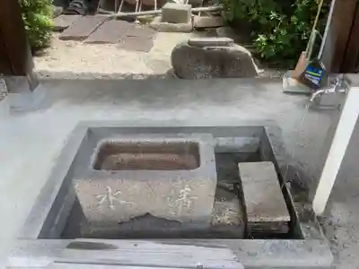 乗円寺の手水舎