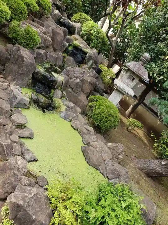 感通寺の庭園