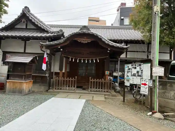 川越熊野神社の{uncategorized: "未分類", other: "その他", undefined: "問題あり", building: "その他建物", grave: "お墓", sacred_gate: "鳥居", guardian: "狛犬", statue: "像", buddha: "仏像", history: "歴史", nature: "自然", garden: "庭園", animal: "動物", pagoda: "塔", temizu: "手水舎", mountain_gate: "山門・神門", sanctuary: "本殿・本堂", subordinate: "末社・摂社", art: "芸術", scenery: "景色", jizo: "地蔵", ema: "絵馬", goshuin: "御朱印", omikuji: "おみくじ", items: "授与品その他", amulet: "お守り", goshuincho: "御朱印帳", eats: "食事", festival: "お祭り", votive_dance: "神楽", shichigosan: "七五三参", wedding: "結婚式", experience: "体験その他", initially: "初詣", around: "周辺", anti_infection: "感染症対策"}