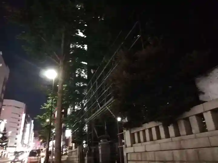 花園神社の周辺