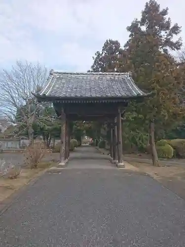 普済寺の山門