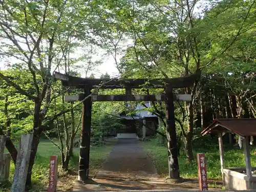 御間都比古神社の鳥居