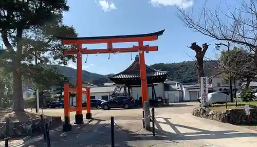 清凉寺の鳥居