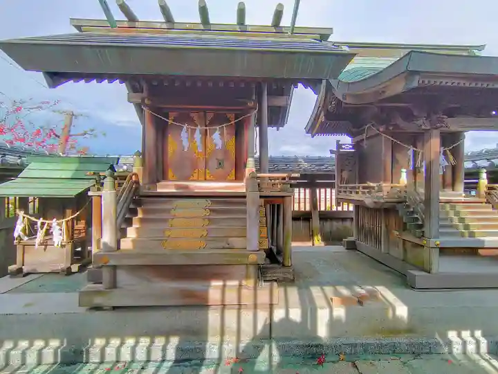 神明社・八幡社合殿(白浜町)の本殿・本堂