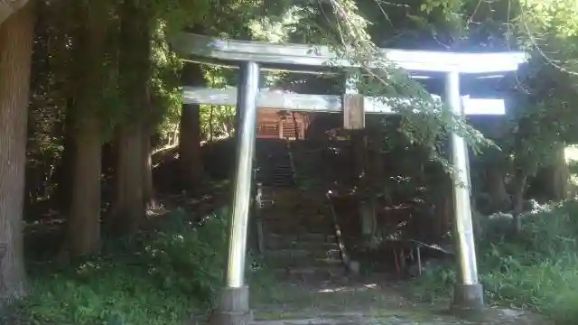 鹿川神社の鳥居