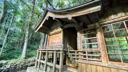 滝尻王子宮十郷神社の本殿・本堂