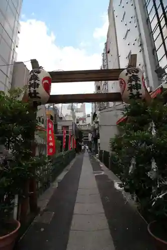 烏森神社の鳥居