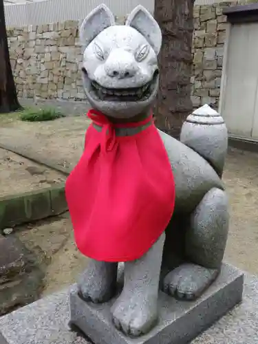 甚九郎稲荷神社の狛犬