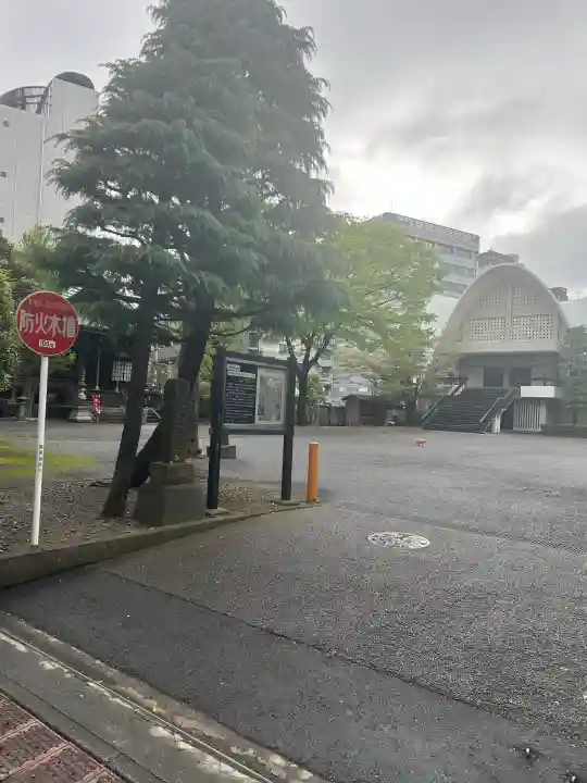 太宗寺の{uncategorized: "未分類", other: "その他", undefined: "問題あり", building: "その他建物", grave: "お墓", sacred_gate: "鳥居", guardian: "狛犬", statue: "像", buddha: "仏像", history: "歴史", nature: "自然", garden: "庭園", animal: "動物", pagoda: "塔", temizu: "手水舎", mountain_gate: "山門・神門", sanctuary: "本殿・本堂", subordinate: "末社・摂社", art: "芸術", scenery: "景色", jizo: "地蔵", ema: "絵馬", goshuin: "御朱印", omikuji: "おみくじ", items: "授与品その他", amulet: "お守り", goshuincho: "御朱印帳", eats: "食事", festival: "お祭り", votive_dance: "神楽", shichigosan: "七五三参", wedding: "結婚式", experience: "体験その他", initially: "初詣", around: "周辺", anti_infection: "感染症対策"}