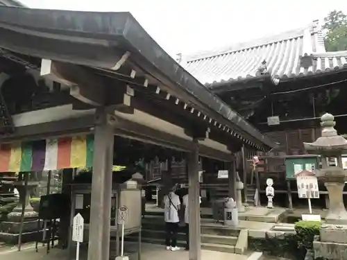 白峯寺の本殿・本堂