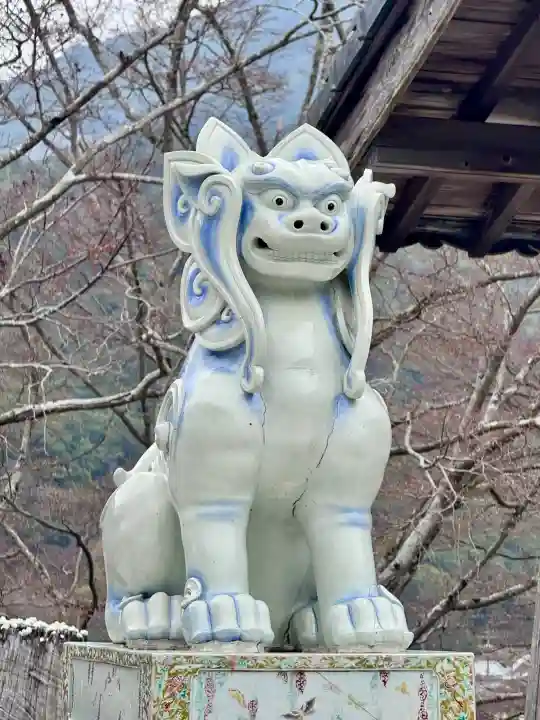 陶山神社の{uncategorized: "未分類", other: "その他", undefined: "問題あり", building: "その他建物", grave: "お墓", sacred_gate: "鳥居", guardian: "狛犬", statue: "像", buddha: "仏像", history: "歴史", nature: "自然", garden: "庭園", animal: "動物", pagoda: "塔", temizu: "手水舎", mountain_gate: "山門・神門", sanctuary: "本殿・本堂", subordinate: "末社・摂社", art: "芸術", scenery: "景色", jizo: "地蔵", ema: "絵馬", goshuin: "御朱印", omikuji: "おみくじ", items: "授与品その他", amulet: "お守り", goshuincho: "御朱印帳", eats: "食事", festival: "お祭り", votive_dance: "神楽", shichigosan: "七五三参", wedding: "結婚式", experience: "体験その他", initially: "初詣", around: "周辺", anti_infection: "感染症対策"}