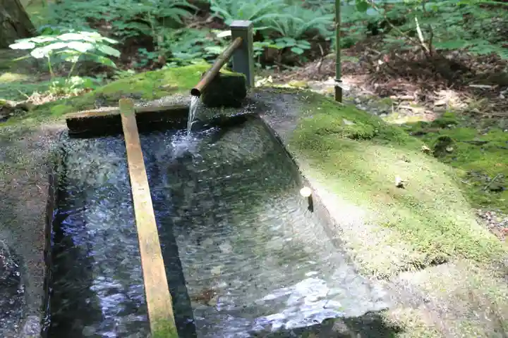 隠津島神社の手水舎