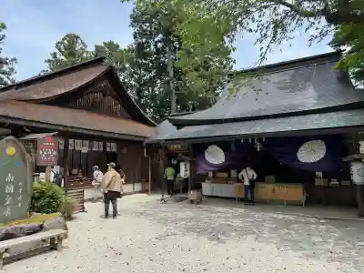 𠮷水神社（吉水神社）の{uncategorized: "未分類", other: "その他", undefined: "問題あり", building: "その他建物", grave: "お墓", sacred_gate: "鳥居", guardian: "狛犬", statue: "像", buddha: "仏像", history: "歴史", nature: "自然", garden: "庭園", animal: "動物", pagoda: "塔", temizu: "手水舎", mountain_gate: "山門・神門", sanctuary: "本殿・本堂", subordinate: "末社・摂社", art: "芸術", scenery: "景色", jizo: "地蔵", ema: "絵馬", goshuin: "御朱印", omikuji: "おみくじ", items: "授与品その他", amulet: "お守り", goshuincho: "御朱印帳", eats: "食事", festival: "お祭り", votive_dance: "神楽", shichigosan: "七五三参", wedding: "結婚式", experience: "体験その他", initially: "初詣", around: "周辺", anti_infection: "感染症対策"}