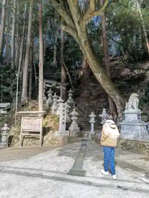 笠山坐神社の{uncategorized: "未分類", other: "その他", undefined: "問題あり", building: "その他建物", grave: "お墓", sacred_gate: "鳥居", guardian: "狛犬", statue: "像", buddha: "仏像", history: "歴史", nature: "自然", garden: "庭園", animal: "動物", pagoda: "塔", temizu: "手水舎", mountain_gate: "山門・神門", sanctuary: "本殿・本堂", subordinate: "末社・摂社", art: "芸術", scenery: "景色", jizo: "地蔵", ema: "絵馬", goshuin: "御朱印", omikuji: "おみくじ", items: "授与品その他", amulet: "お守り", goshuincho: "御朱印帳", eats: "食事", festival: "お祭り", votive_dance: "神楽", shichigosan: "七五三参", wedding: "結婚式", experience: "体験その他", initially: "初詣", around: "周辺", anti_infection: "感染症対策"}