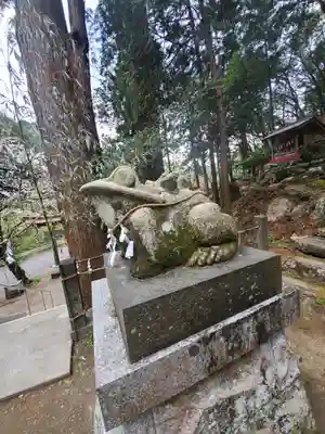 姥宮神社の狛犬