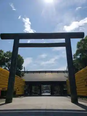 靖國神社の鳥居