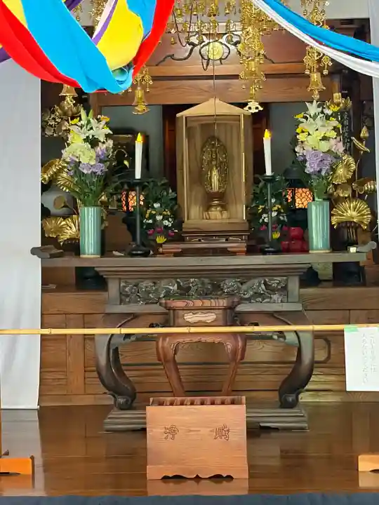 観音寺の{uncategorized: "未分類", other: "その他", undefined: "問題あり", building: "その他建物", grave: "お墓", sacred_gate: "鳥居", guardian: "狛犬", statue: "像", buddha: "仏像", history: "歴史", nature: "自然", garden: "庭園", animal: "動物", pagoda: "塔", temizu: "手水舎", mountain_gate: "山門・神門", sanctuary: "本殿・本堂", subordinate: "末社・摂社", art: "芸術", scenery: "景色", jizo: "地蔵", ema: "絵馬", goshuin: "御朱印", omikuji: "おみくじ", items: "授与品その他", amulet: "お守り", goshuincho: "御朱印帳", eats: "食事", festival: "お祭り", votive_dance: "神楽", shichigosan: "七五三参", wedding: "結婚式", experience: "体験その他", initially: "初詣", around: "周辺", anti_infection: "感染症対策"}