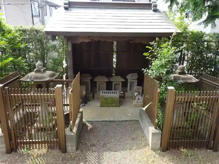 諏訪神社の末社・摂社