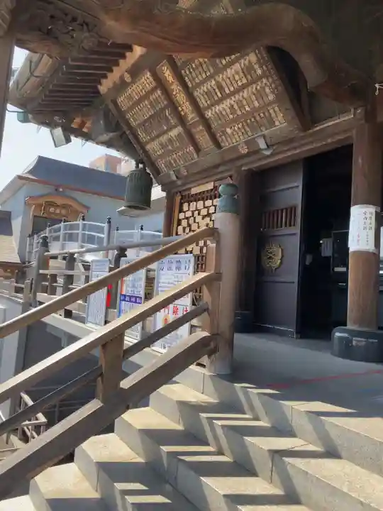 成田山川越別院の本殿・本堂