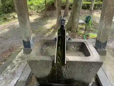 山中諏訪神社(山梨県)