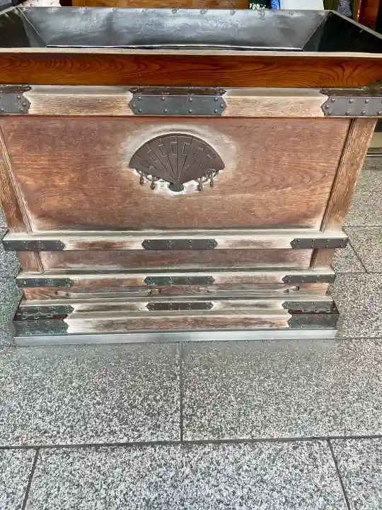 とげぬき地蔵尊 高岩寺の{uncategorized: "未分類", other: "その他", undefined: "問題あり", building: "その他建物", grave: "お墓", sacred_gate: "鳥居", guardian: "狛犬", statue: "像", buddha: "仏像", history: "歴史", nature: "自然", garden: "庭園", animal: "動物", pagoda: "塔", temizu: "手水舎", mountain_gate: "山門・神門", sanctuary: "本殿・本堂", subordinate: "末社・摂社", art: "芸術", scenery: "景色", jizo: "地蔵", ema: "絵馬", goshuin: "御朱印", omikuji: "おみくじ", items: "授与品その他", amulet: "お守り", goshuincho: "御朱印帳", eats: "食事", festival: "お祭り", votive_dance: "神楽", shichigosan: "七五三参", wedding: "結婚式", experience: "体験その他", initially: "初詣", around: "周辺", anti_infection: "感染症対策"}