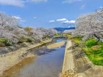 進雄神社（国府町）の周辺