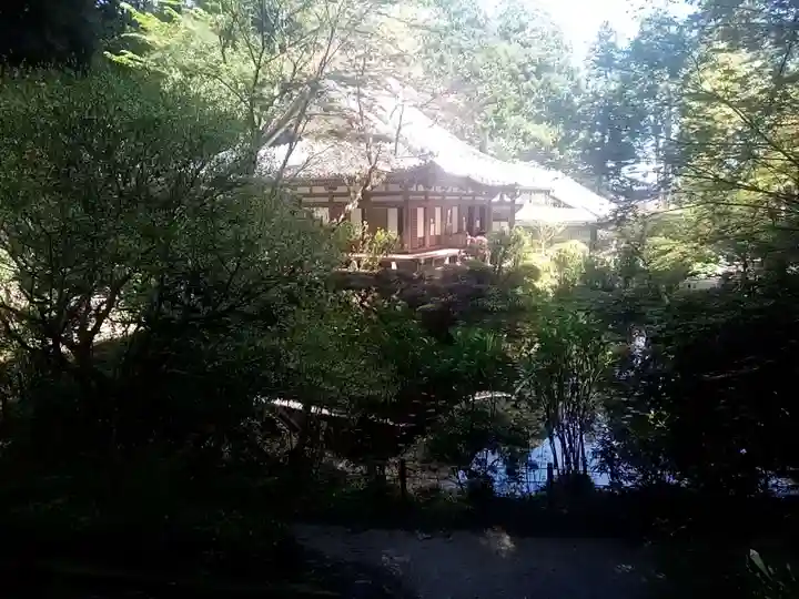 岩船寺の庭園