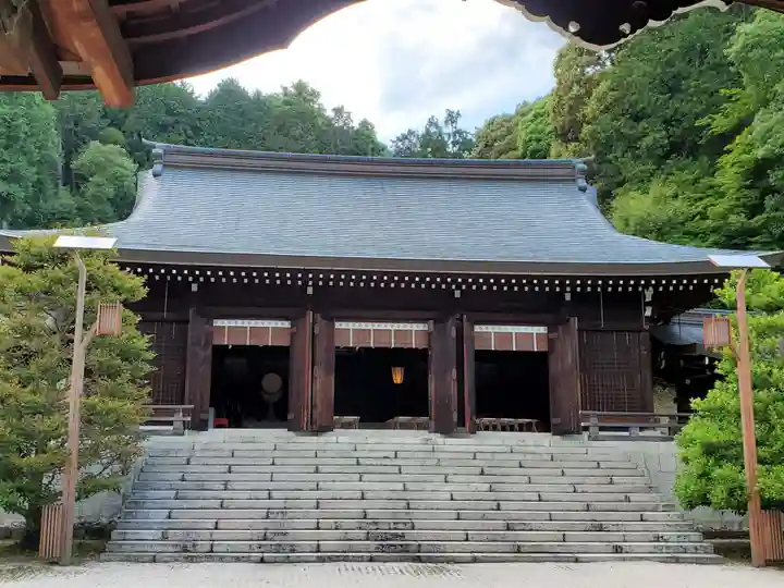 近江神宮の本殿・本堂