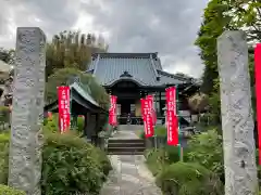 東観寺の本殿