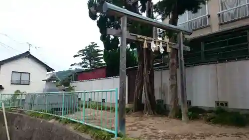 秋葉神社の鳥居