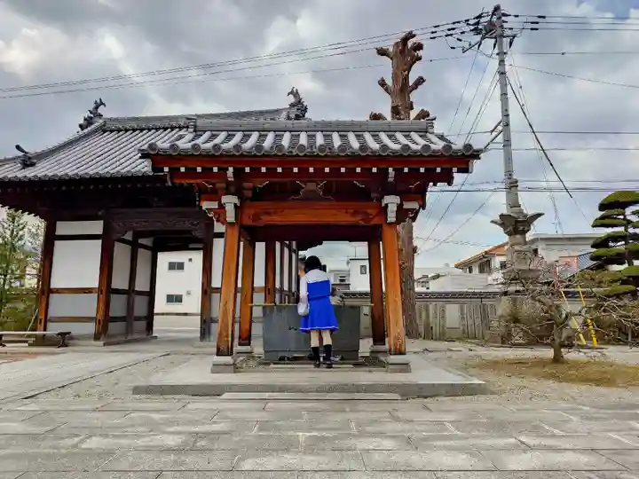 五明院の手水舎