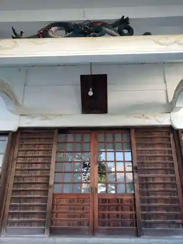 法善寺の本殿・本堂