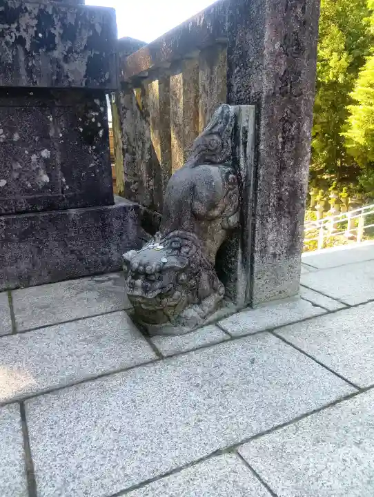 伊奈波神社の{uncategorized: "未分類", other: "その他", undefined: "問題あり", building: "その他建物", grave: "お墓", sacred_gate: "鳥居", guardian: "狛犬", statue: "像", buddha: "仏像", history: "歴史", nature: "自然", garden: "庭園", animal: "動物", pagoda: "塔", temizu: "手水舎", mountain_gate: "山門・神門", sanctuary: "本殿・本堂", subordinate: "末社・摂社", art: "芸術", scenery: "景色", jizo: "地蔵", ema: "絵馬", goshuin: "御朱印", omikuji: "おみくじ", items: "授与品その他", amulet: "お守り", goshuincho: "御朱印帳", eats: "食事", festival: "お祭り", votive_dance: "神楽", shichigosan: "七五三参", wedding: "結婚式", experience: "体験その他", initially: "初詣", around: "周辺", anti_infection: "感染症対策"}