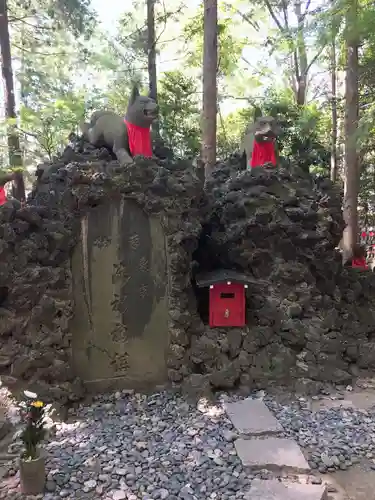 豊川閣　妙厳寺の狛犬