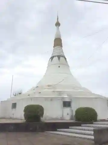 パゴダ平和記念塔のその他建物