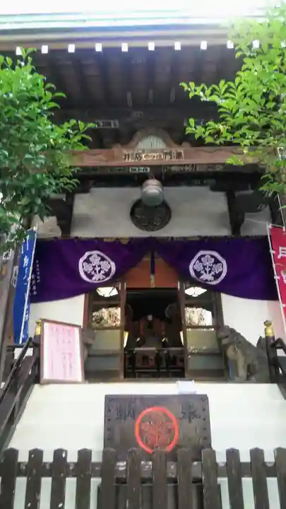 諏訪神社の本殿・本堂