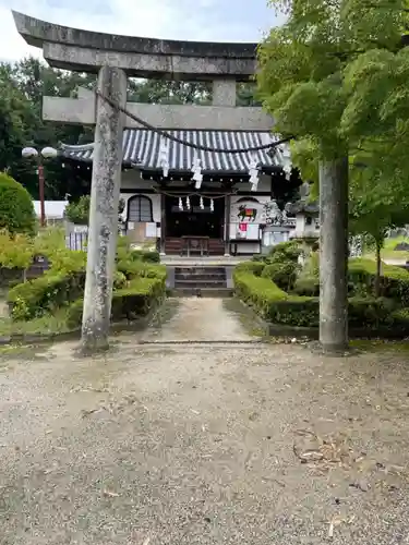 壺井八幡宮の本殿