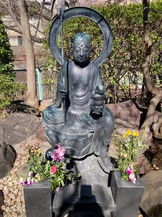 金剛寺の{uncategorized: "未分類", other: "その他", undefined: "問題あり", building: "その他建物", grave: "お墓", sacred_gate: "鳥居", guardian: "狛犬", statue: "像", buddha: "仏像", history: "歴史", nature: "自然", garden: "庭園", animal: "動物", pagoda: "塔", temizu: "手水舎", mountain_gate: "山門・神門", sanctuary: "本殿・本堂", subordinate: "末社・摂社", art: "芸術", scenery: "景色", jizo: "地蔵", ema: "絵馬", goshuin: "御朱印", omikuji: "おみくじ", items: "授与品その他", amulet: "お守り", goshuincho: "御朱印帳", eats: "食事", festival: "お祭り", votive_dance: "神楽", shichigosan: "七五三参", wedding: "結婚式", experience: "体験その他", initially: "初詣", around: "周辺", anti_infection: "感染症対策"}