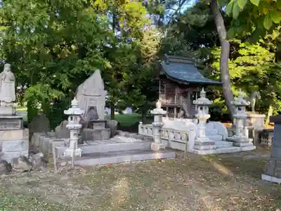 高増神社の末社・摂社