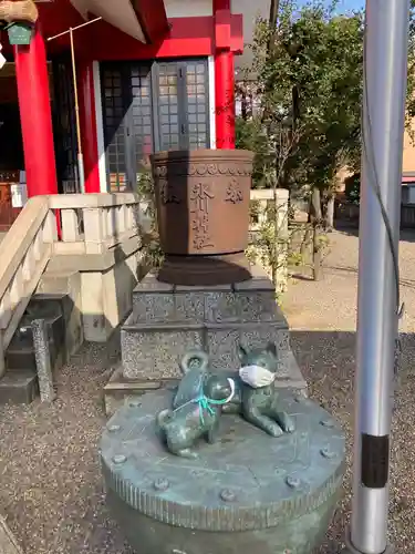 元郷氷川神社の狛犬